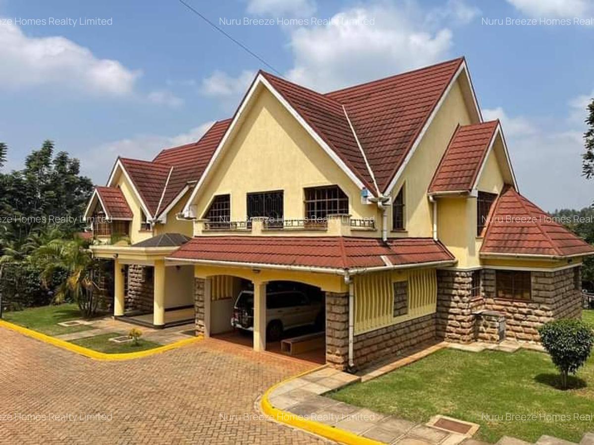 4 Bed Townhouse with En Suite in Rosslyn - 1