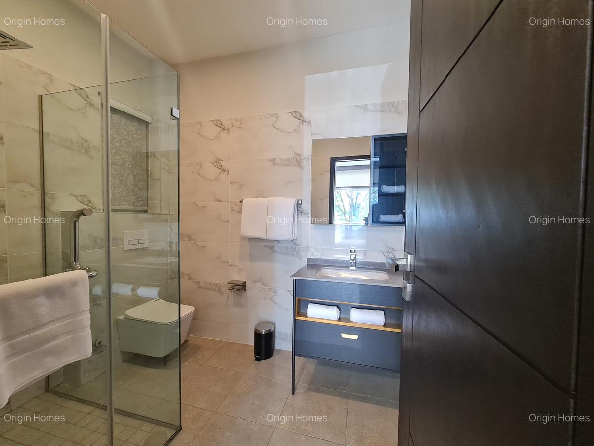 Furnished 2 Bed Apartment with En Suite at Riverside Drive - 11