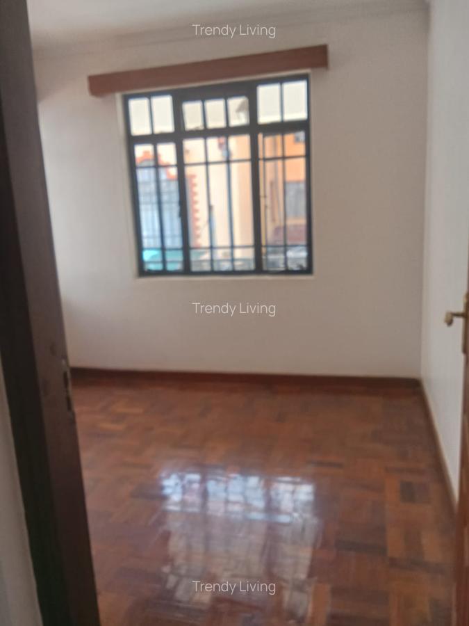 4 Bed Townhouse with En Suite in Lavington - 6