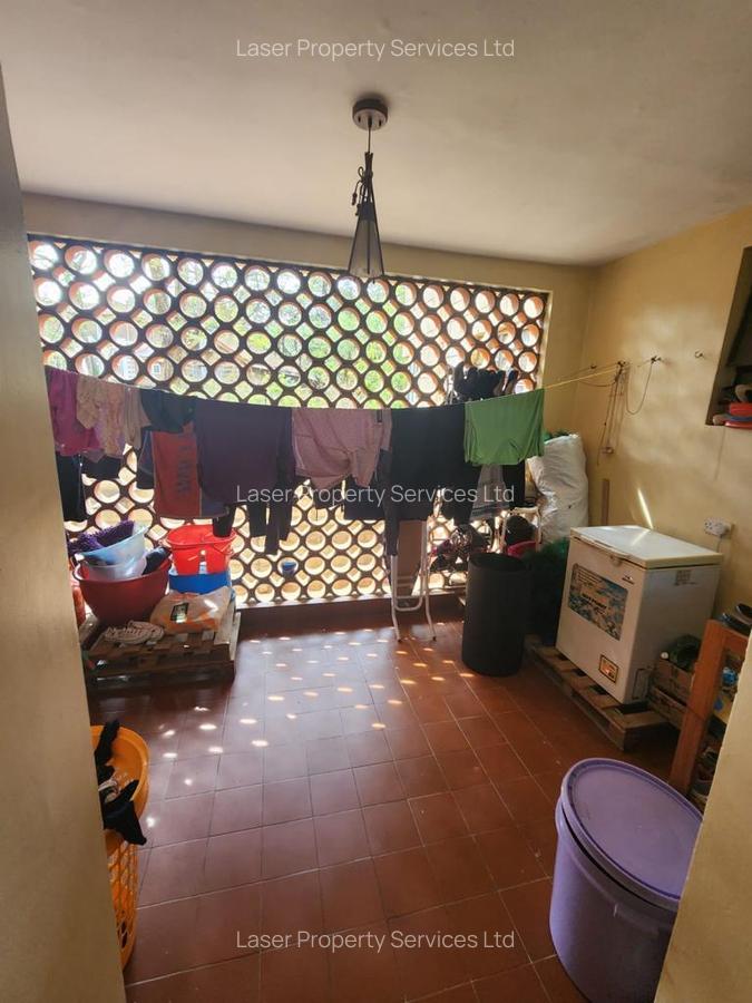 3 Bed Apartment with En Suite at State House - 11