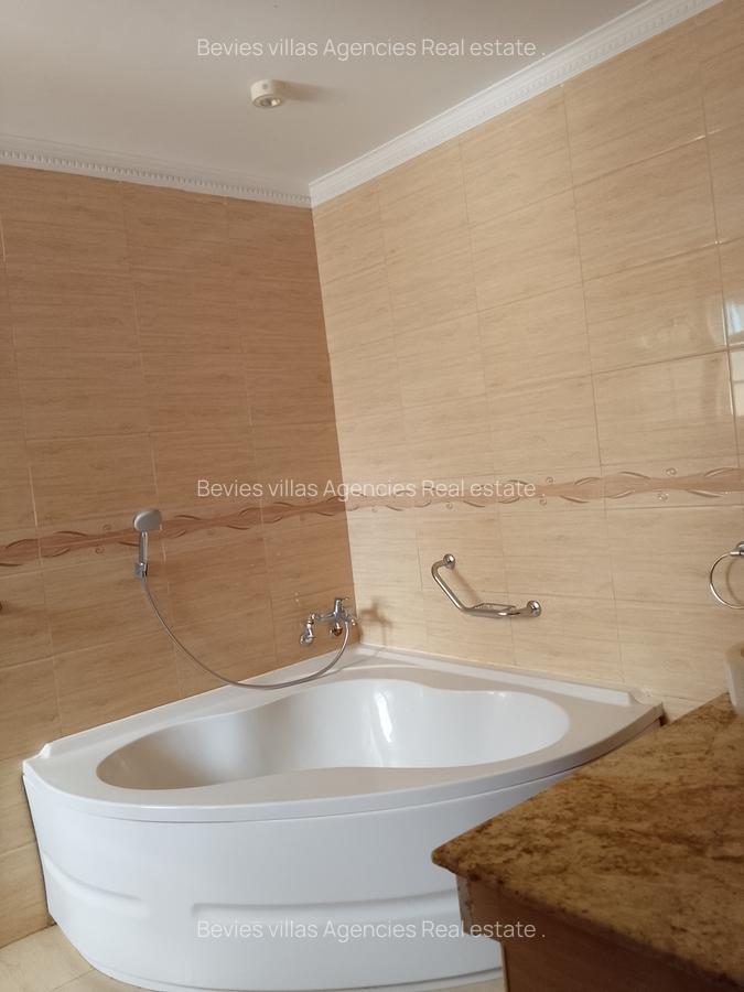 4 Bed Townhouse with En Suite at Westlands - 9
