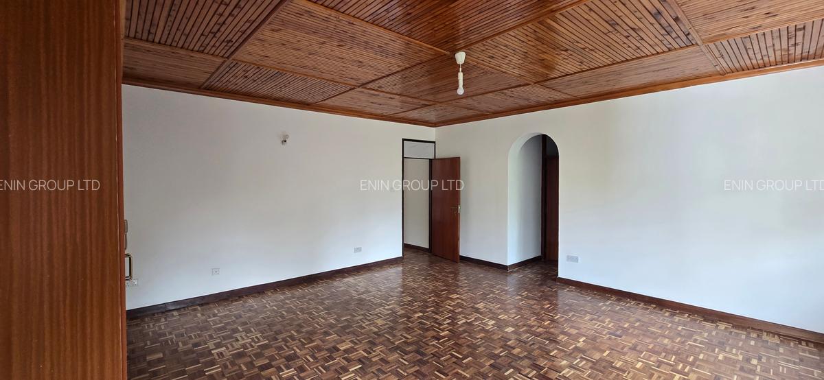 5 Bed Townhouse with En Suite at Nyari Central - 14