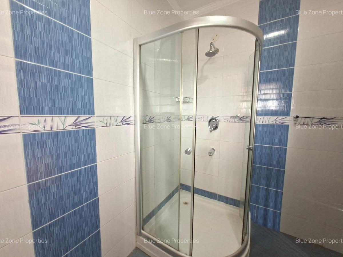 4 Bed House with En Suite in Runda - 10