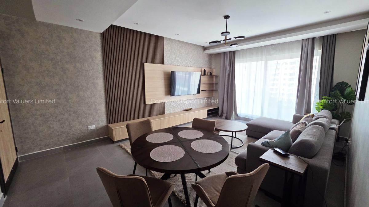 Serviced 2 Bed Apartment with En Suite at Parklands - 8