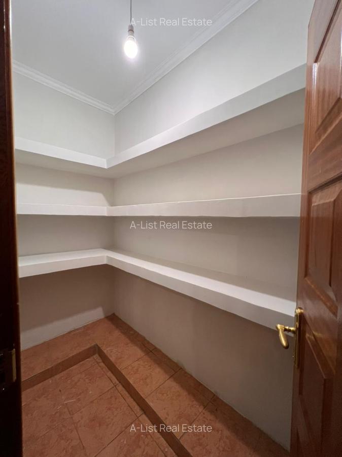 3 Bed Apartment with En Suite at Gatundu Road - 8