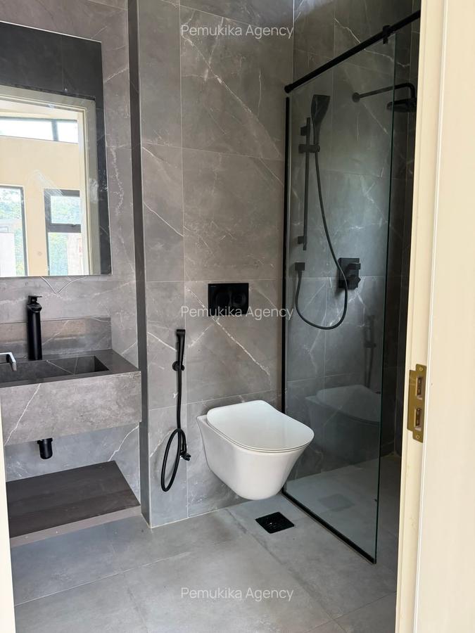 4 Bed Townhouse with En Suite in Runda - 4