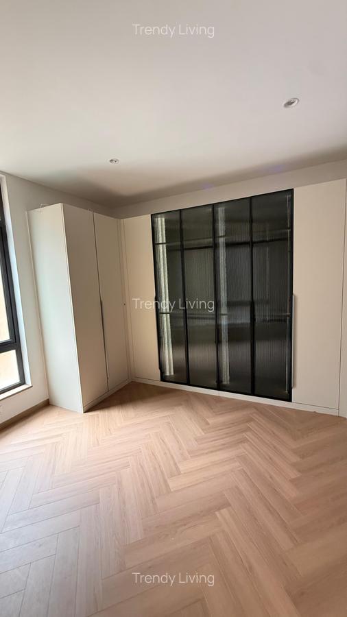 6 Bed Townhouse with En Suite in Lavington - 5