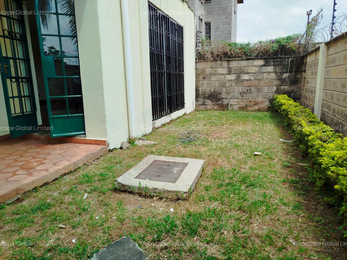 4 Bed House with En Suite in Lavington - 3