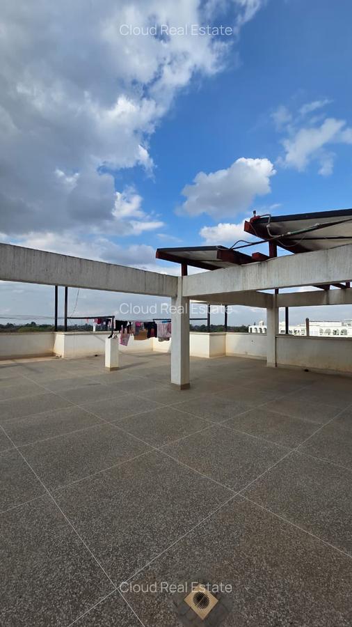 3 Bed Apartment with En Suite in Parklands - 12