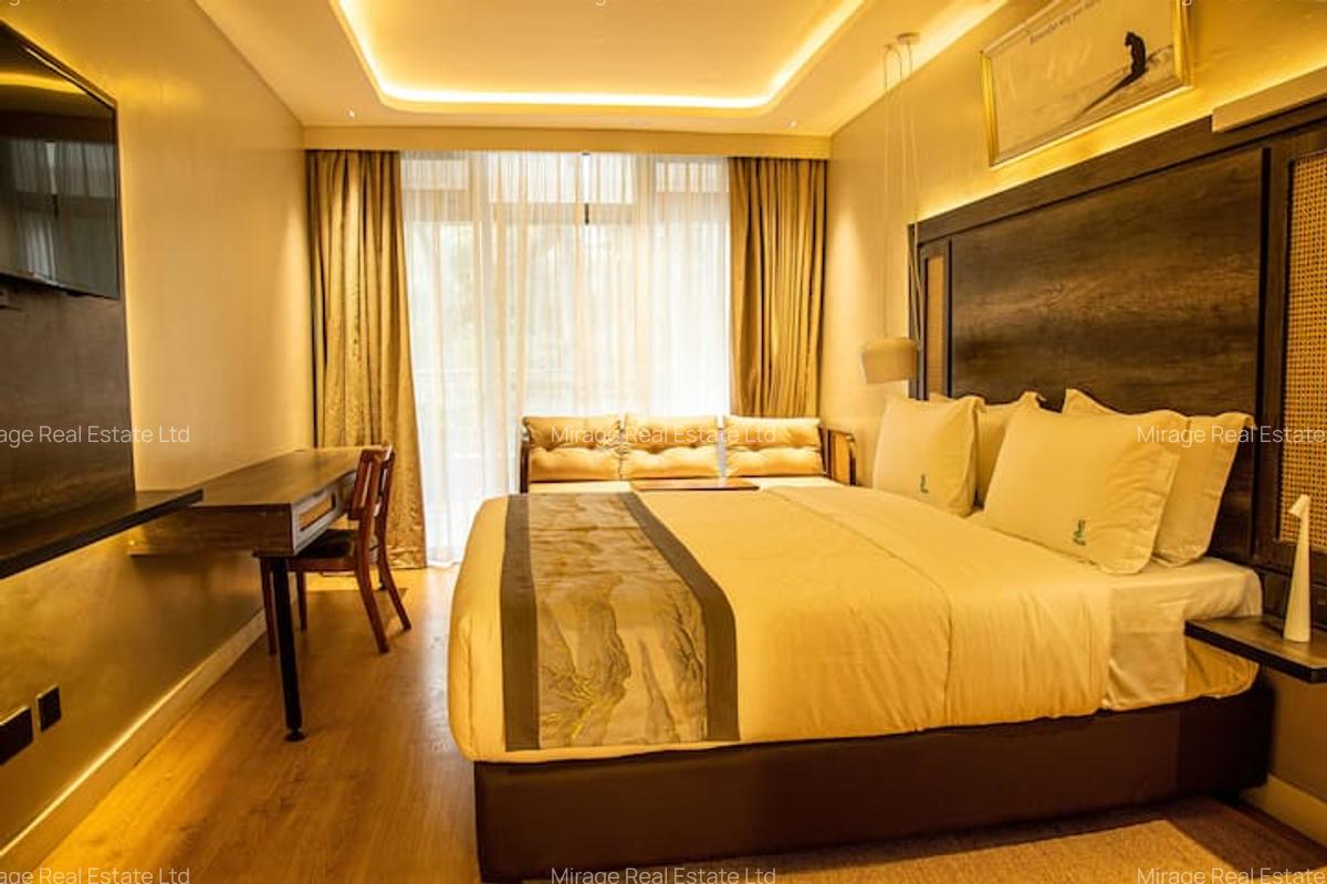 Serviced 3 Bed Apartment with En Suite in Parklands - 20