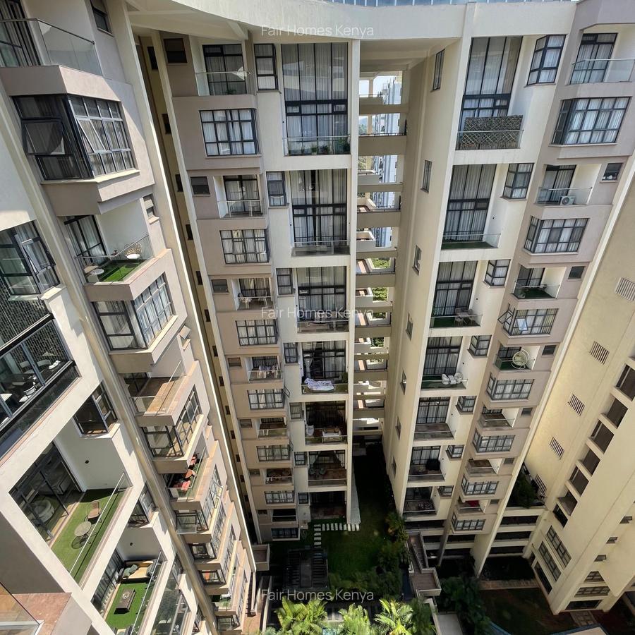4 Bed Apartment with En Suite at Riverside Drive - 3