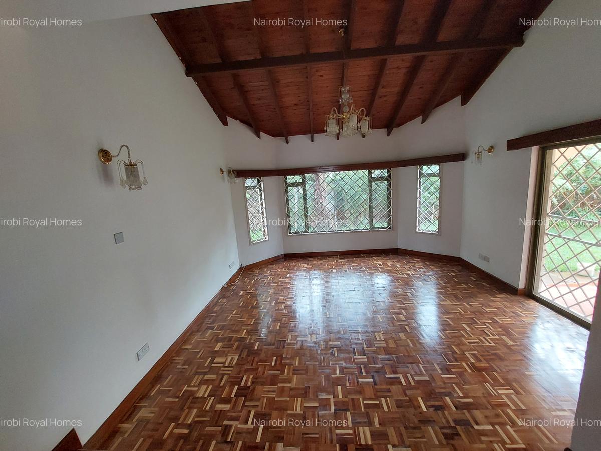 4 Bed Townhouse with En Suite at Lavington Road - 15