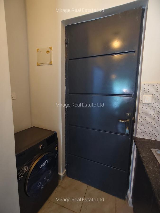 Studio Apartment with Swimming Pool in Kitisuru - 13