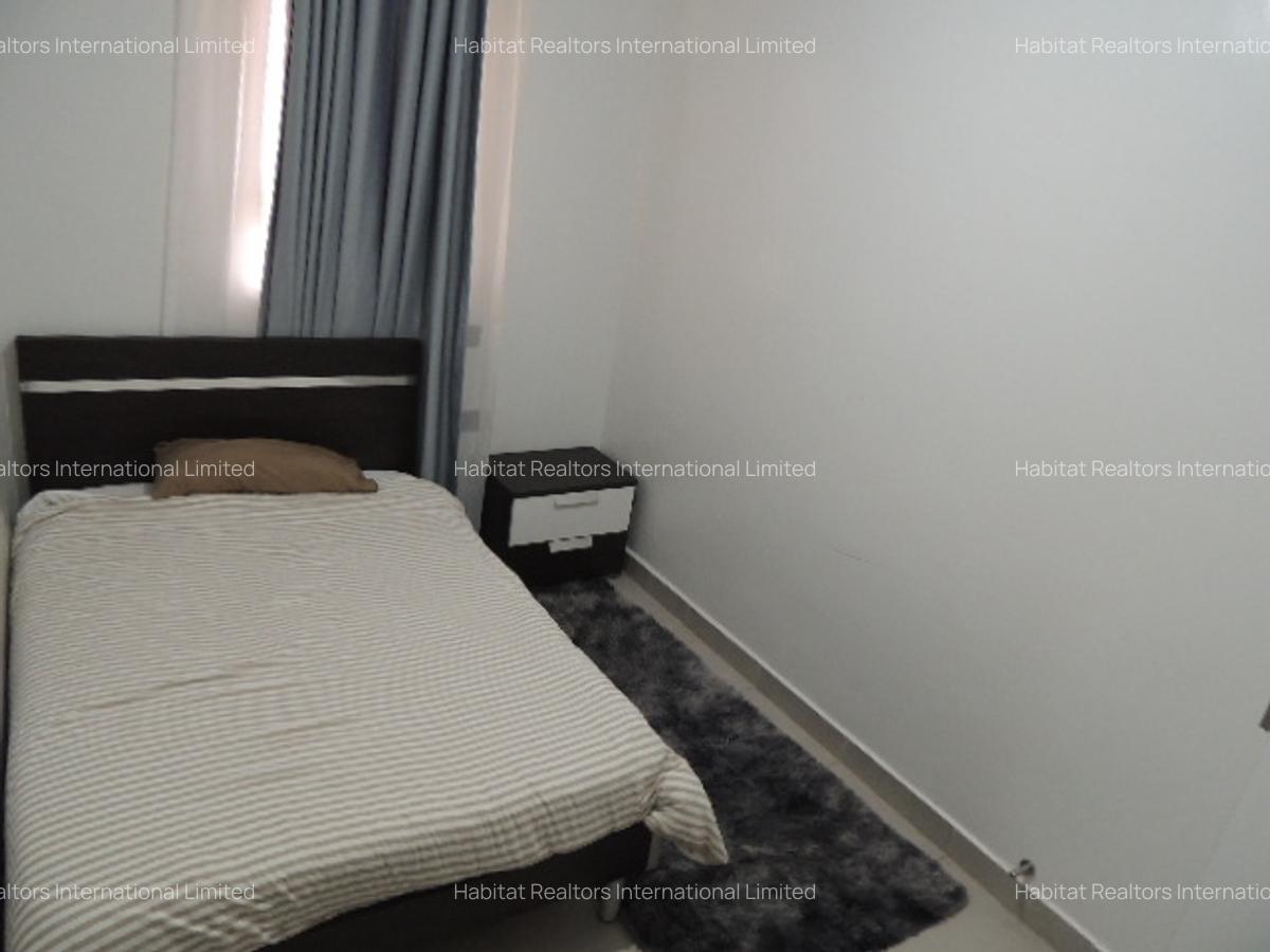 Serviced 3 Bed Apartment with En Suite at Rosewood Avenue - 7