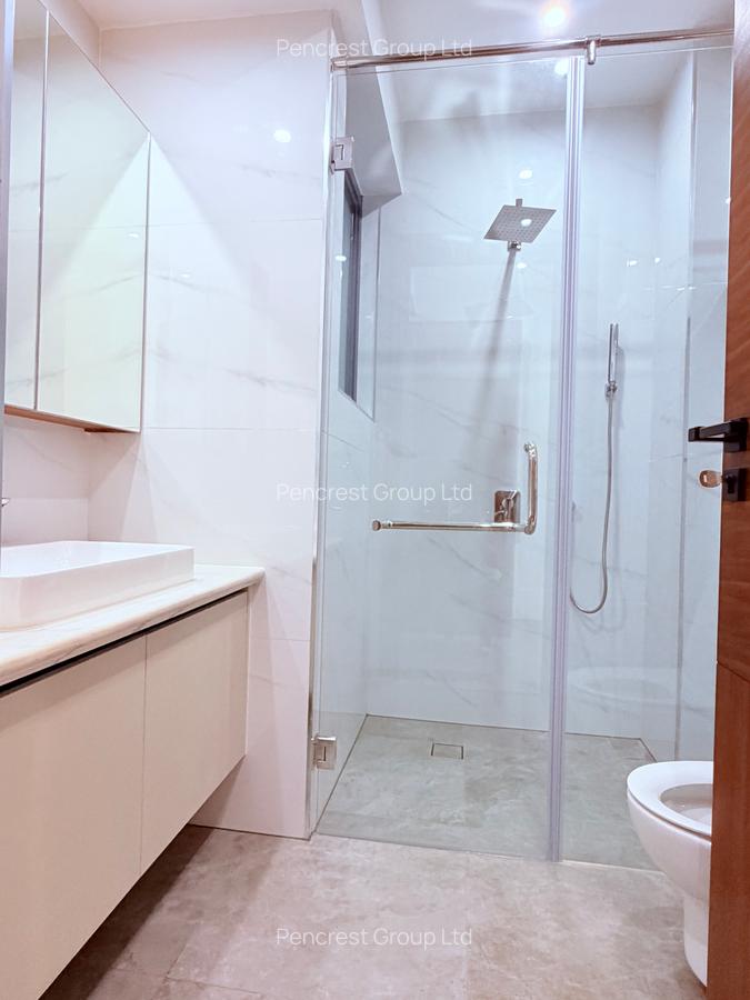 Serviced 2 Bed Apartment with En Suite in Westlands Area - 10