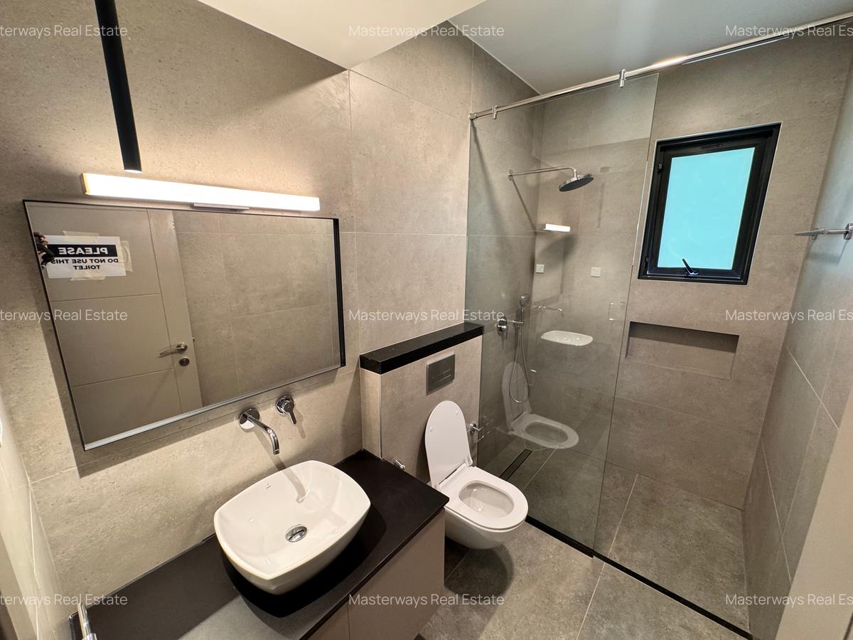 4 Bed Townhouse with En Suite in Langata - 12