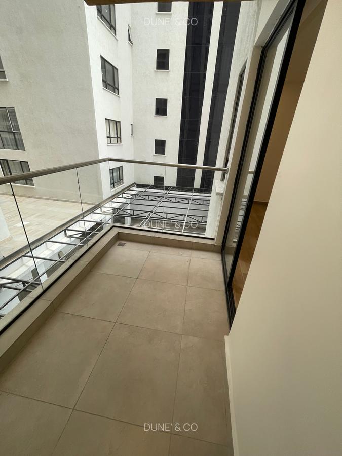 Serviced 2 Bed Apartment with En Suite in Westlands Area - 16