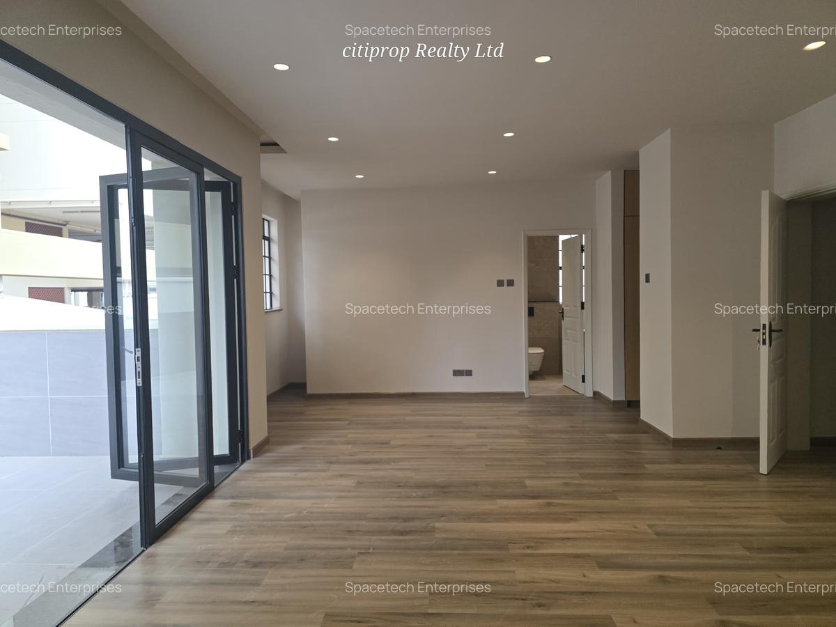 4 Bed Townhouse with En Suite in Westlands Area - 8