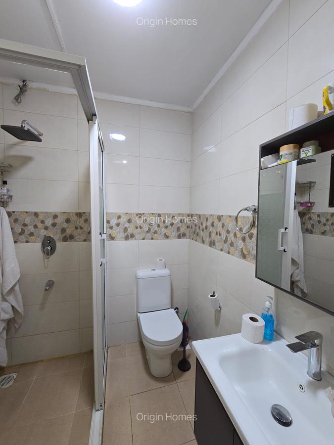 4 Bed House with En Suite at Loresho - 15