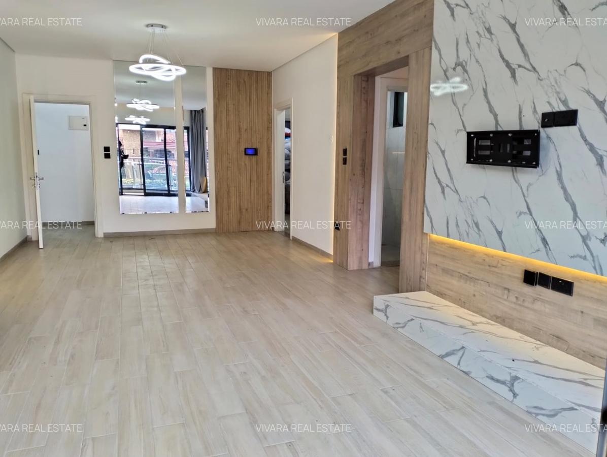 1 Bed Apartment with En Suite in Lavington - 9