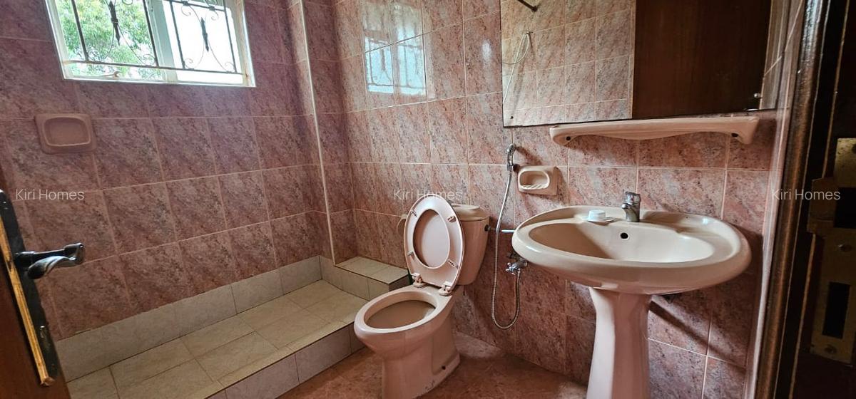 5 Bed Townhouse with En Suite in Karen - 13