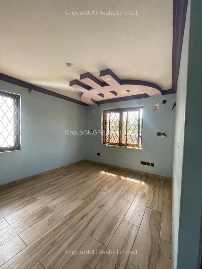 4 Bed Villa with En Suite in Nyali Area - 2