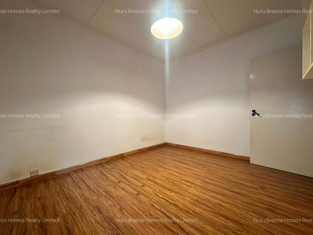 4 Bed House with En Suite in Kitisuru - 4