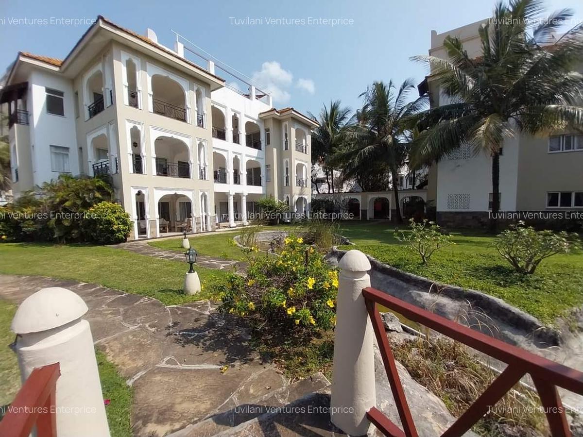Serviced 3 Bed Apartment with En Suite at Nyali Mombasa - 5