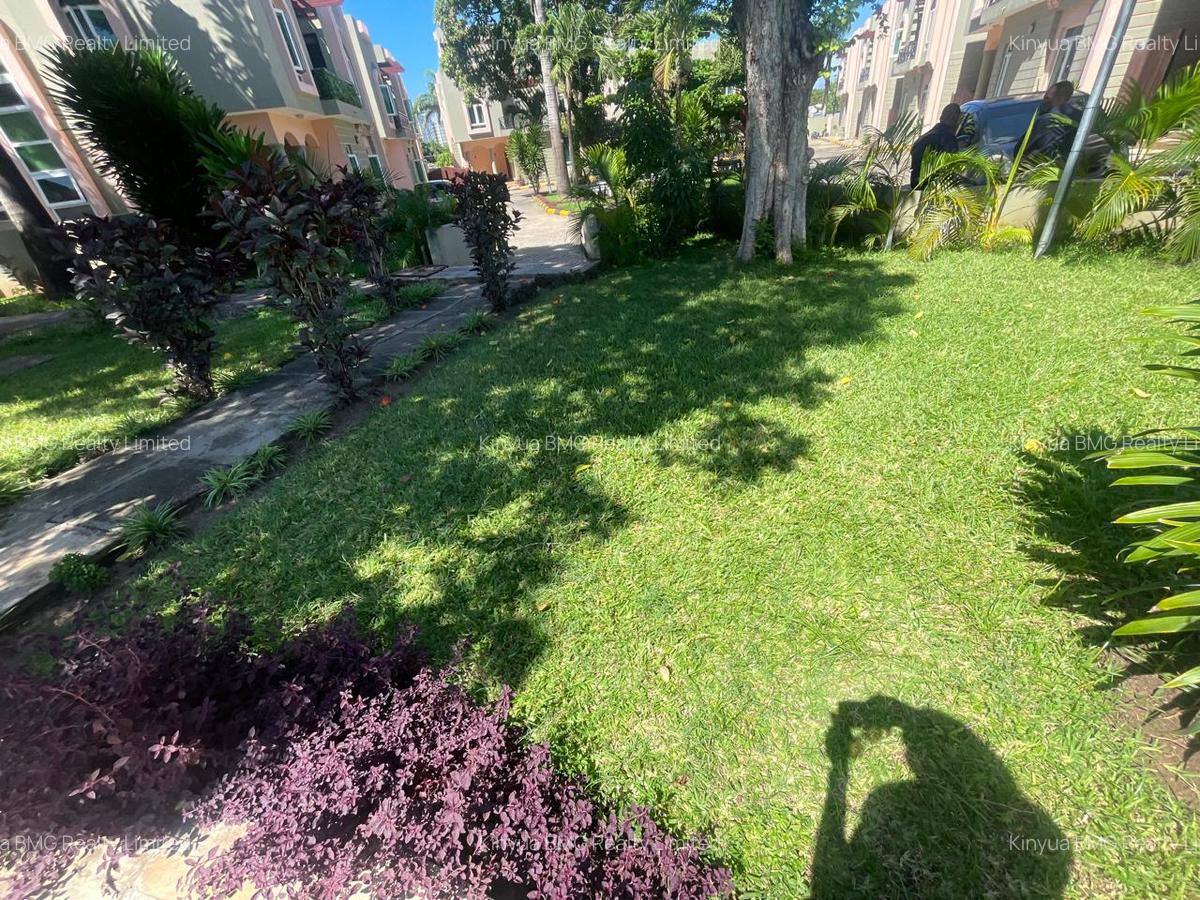 5 Bed Villa with En Suite in Nyali Area - 7