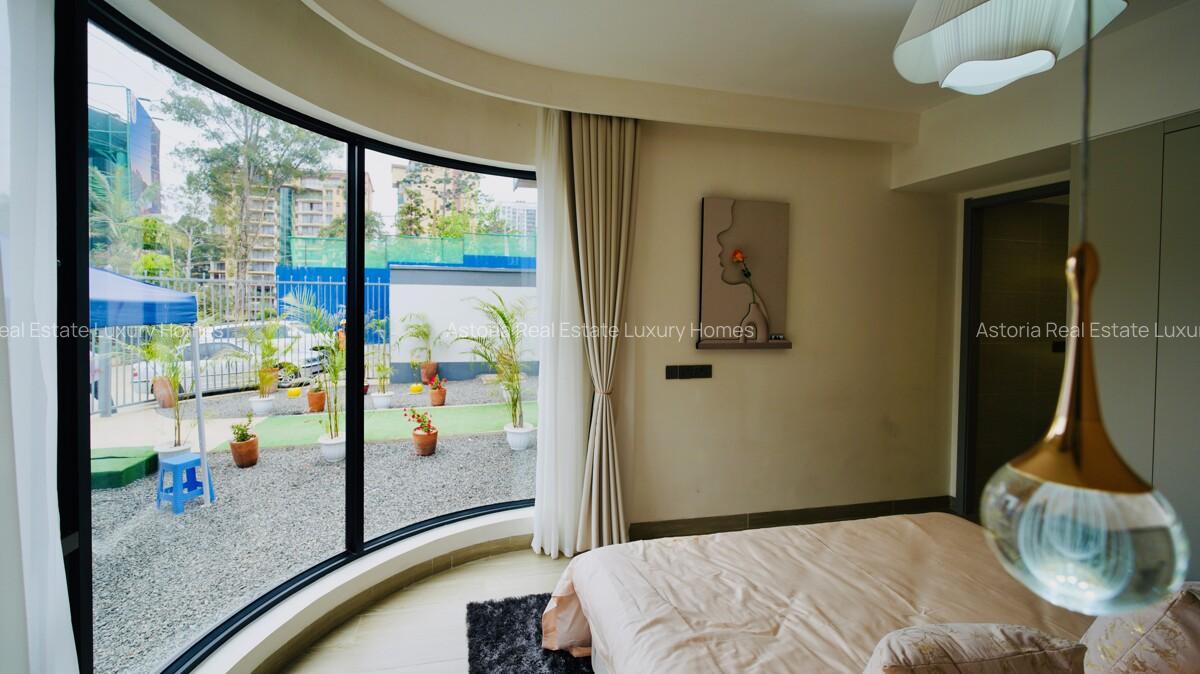 2 Bed Apartment with En Suite at 2026-262 - 13