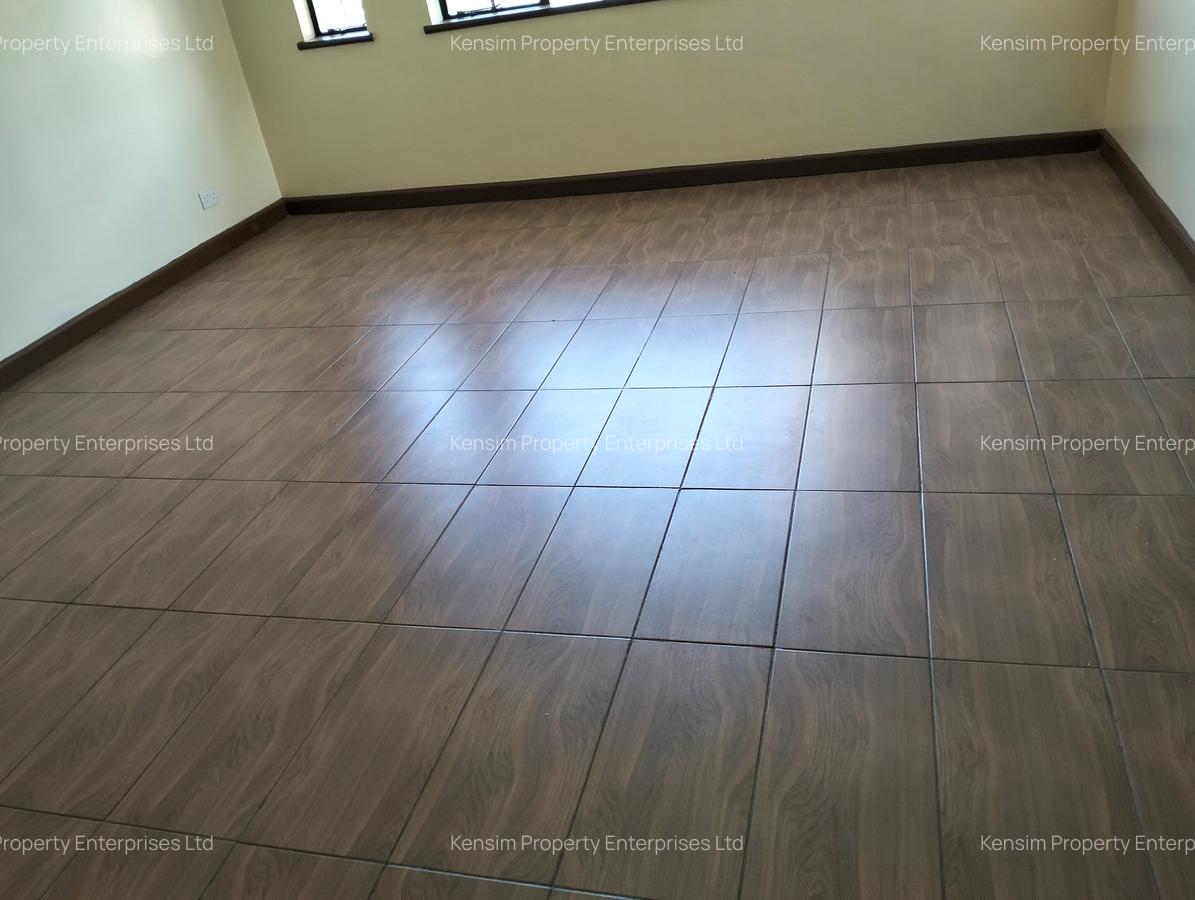 5 Bed Townhouse with En Suite in Lavington - 11