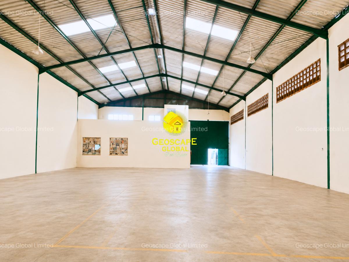 5,545 ft² Warehouse with Fibre Internet in Mlolongo - 5