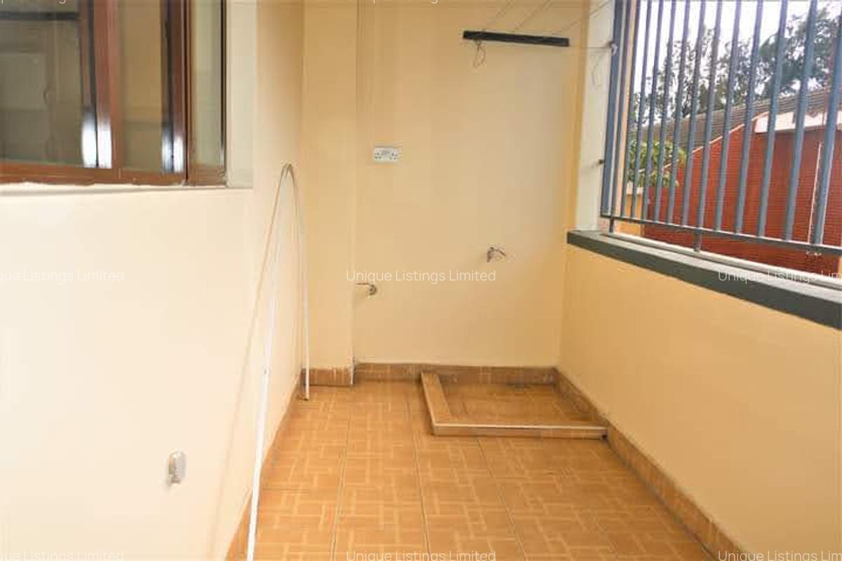 3 Bed Apartment with En Suite in Kilimani - 5