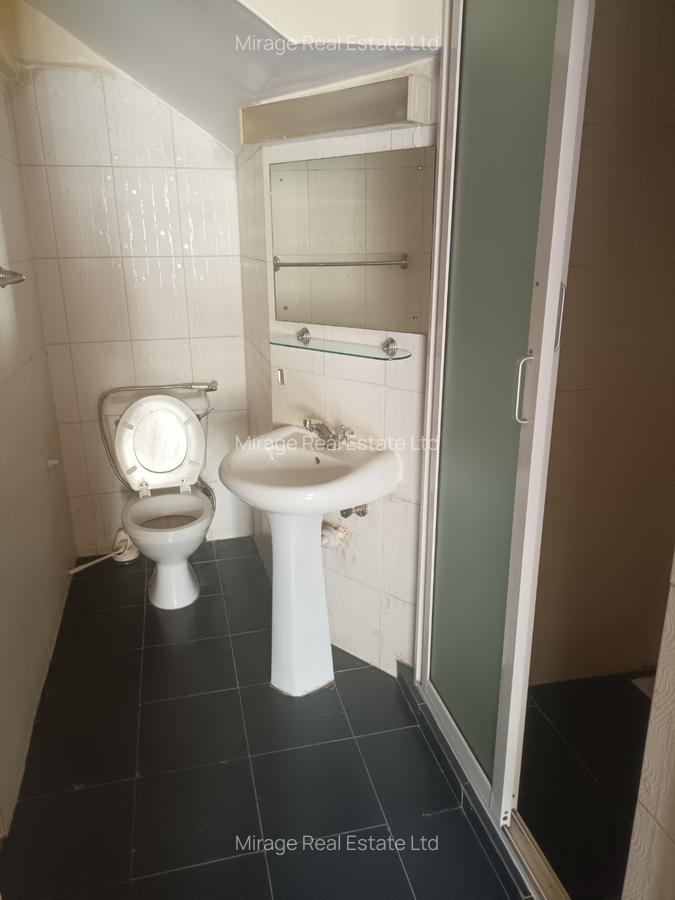 5 Bed Villa with Swimming Pool in Lavington - 7