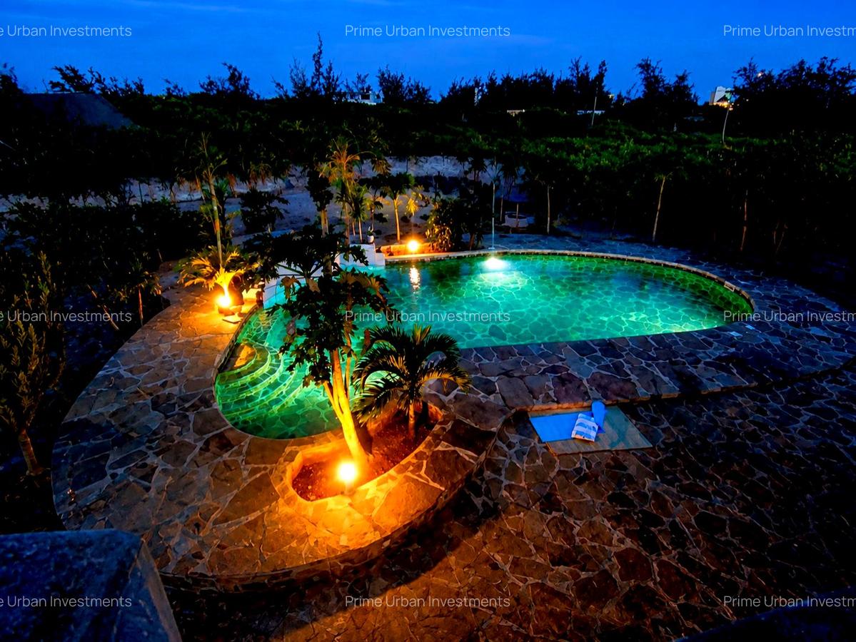 3 Bed Villa with En Suite at Watamu - 17