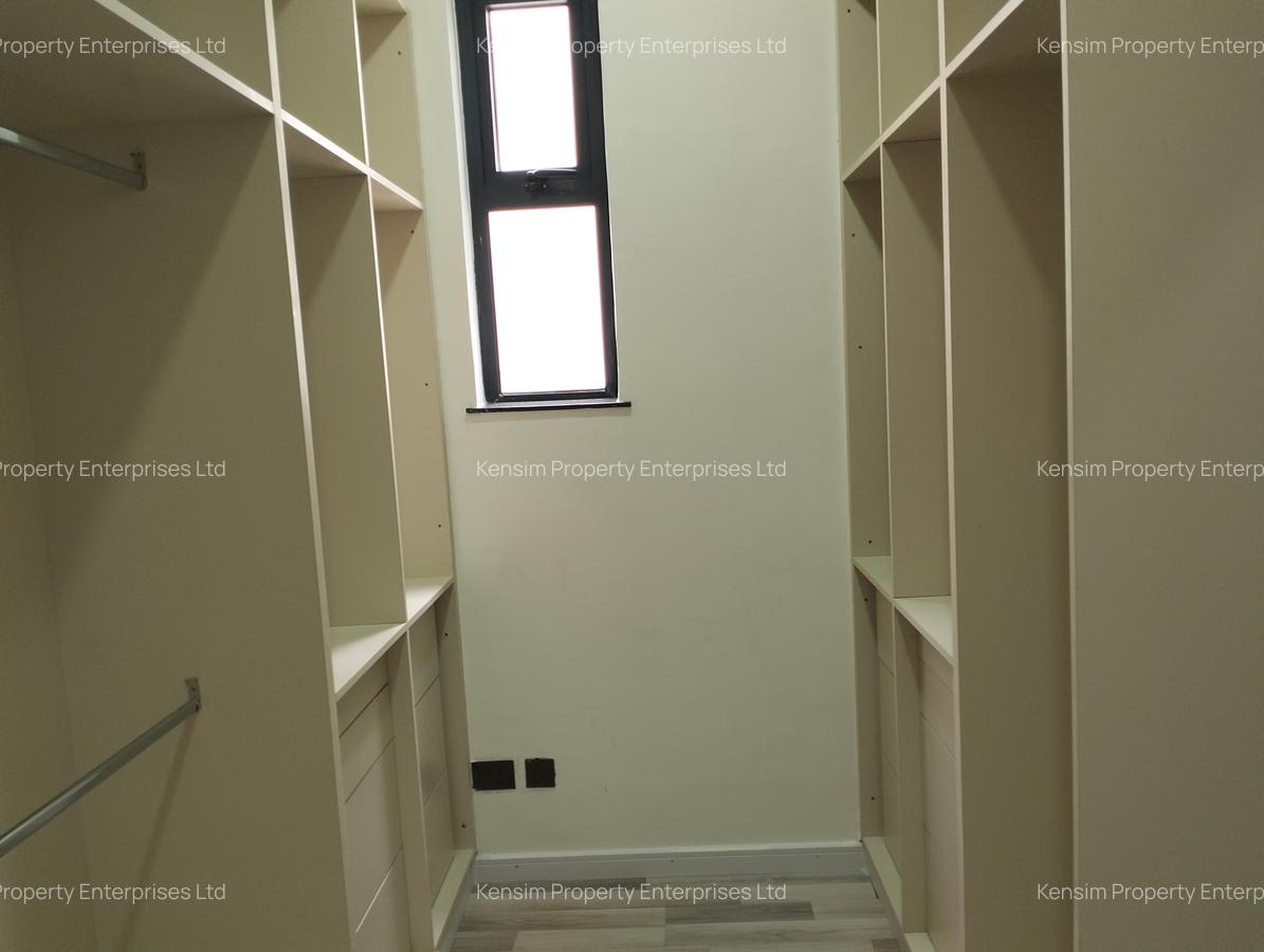 5 Bed Townhouse with En Suite in Lavington - 8