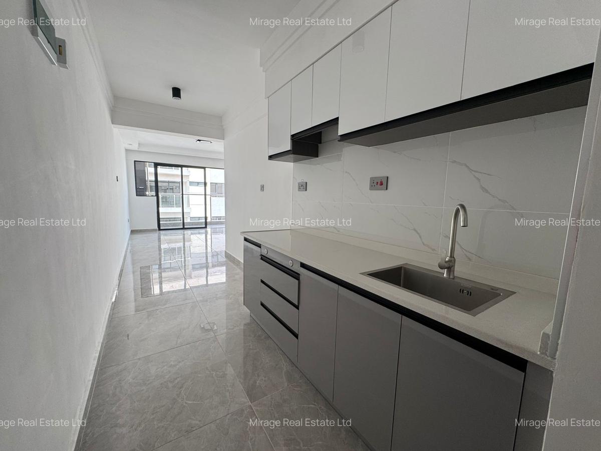 1 Bed Apartment with Gym in Kilimani - 2