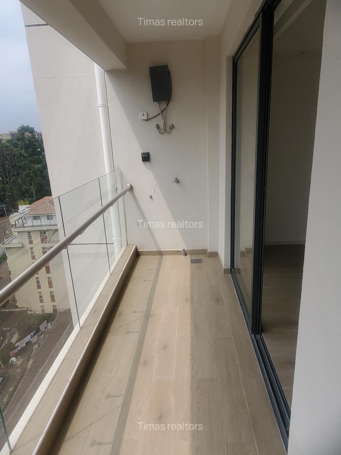 1 Bed Apartment with En Suite at Westlands - 4