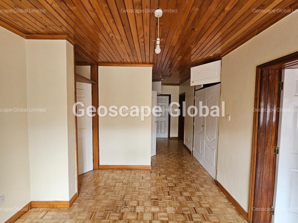 4 Bed House with En Suite in Karen - 2
