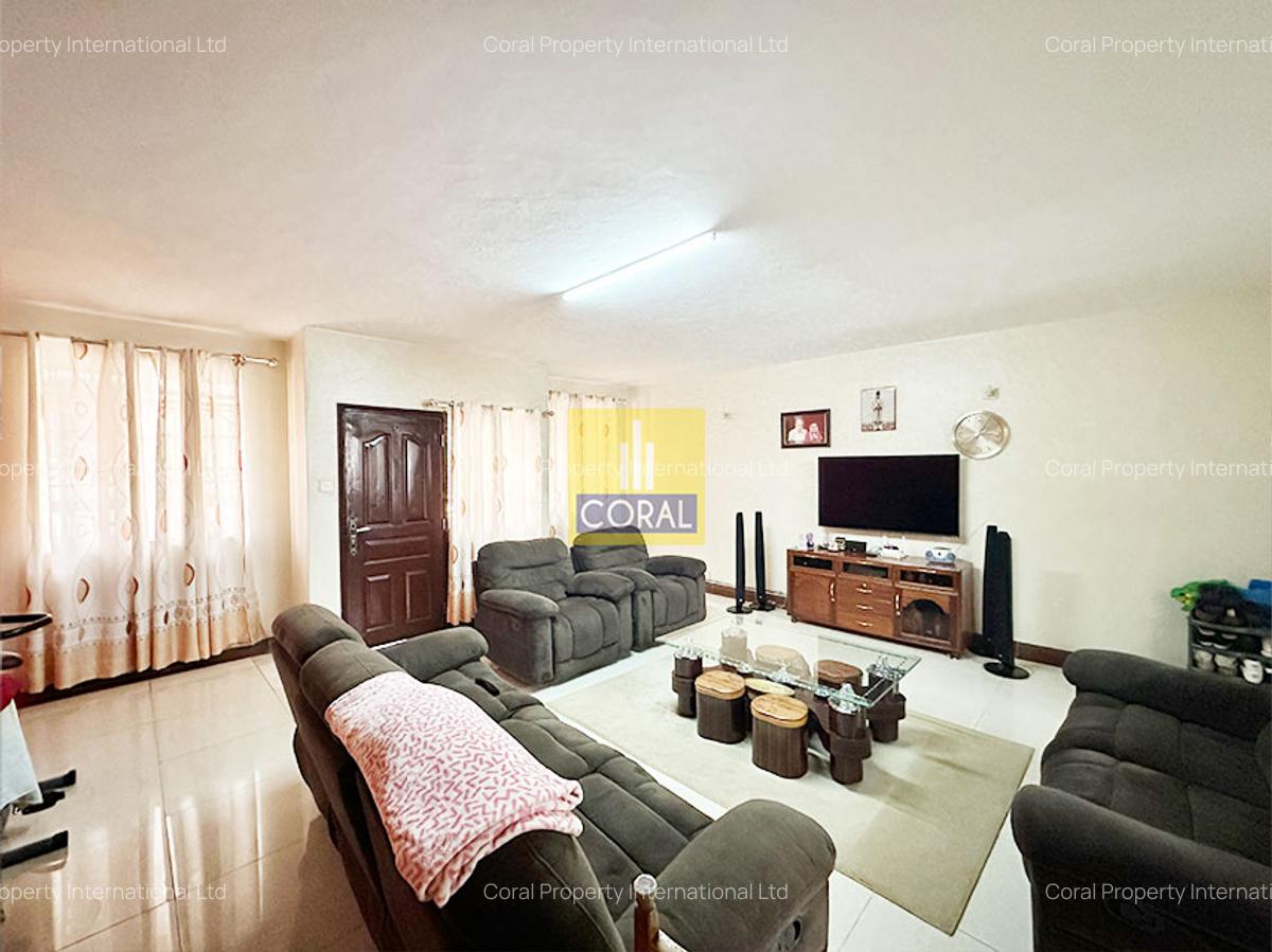 3 Bed Apartment with En Suite in Parklands - 2
