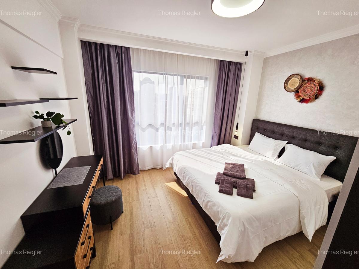 Serviced 1 Bed Apartment with En Suite at Sports Road - 7