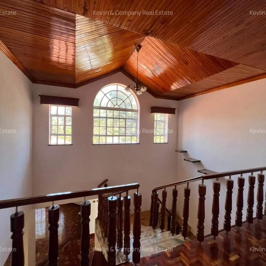 5 Bed Villa with En Suite in Runda - 8