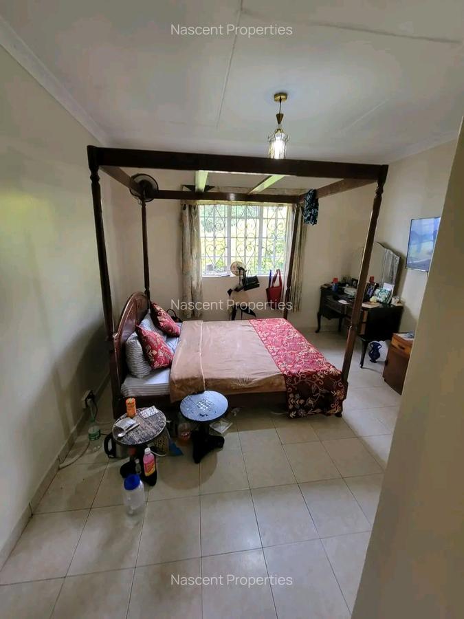 4 Bed House with En Suite in Loresho - 4