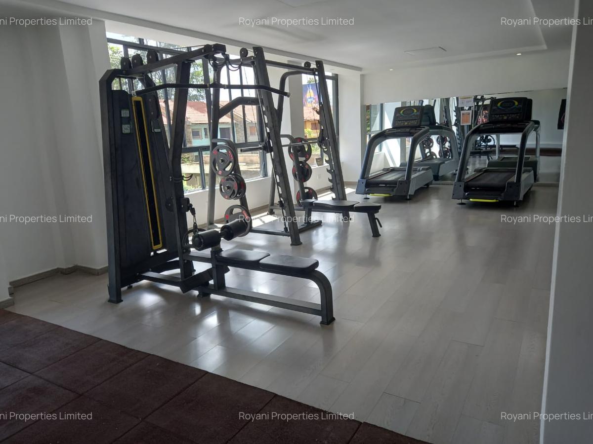 Studio Apartment with Swimming Pool in Kilimani - 10