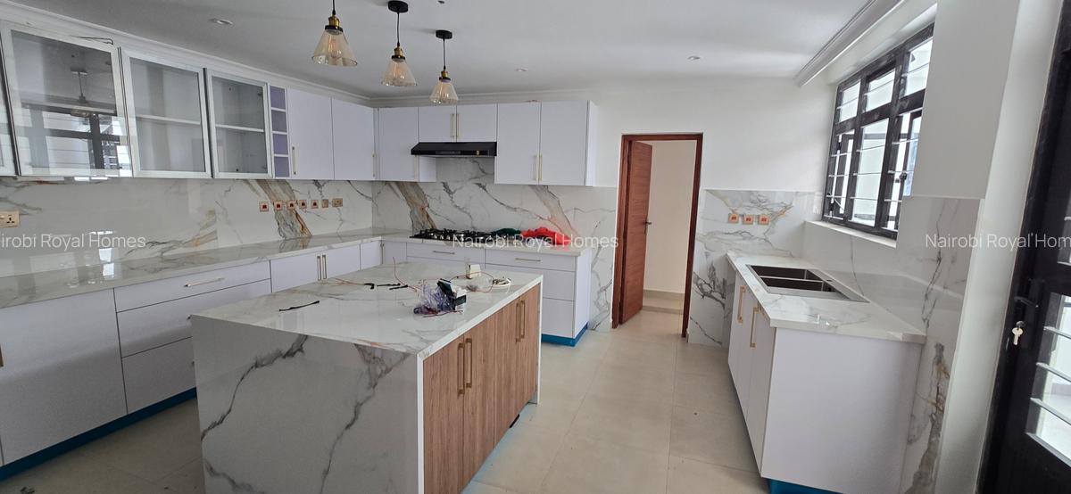 5 Bed House with En Suite at Runda Ruaka Road - 12