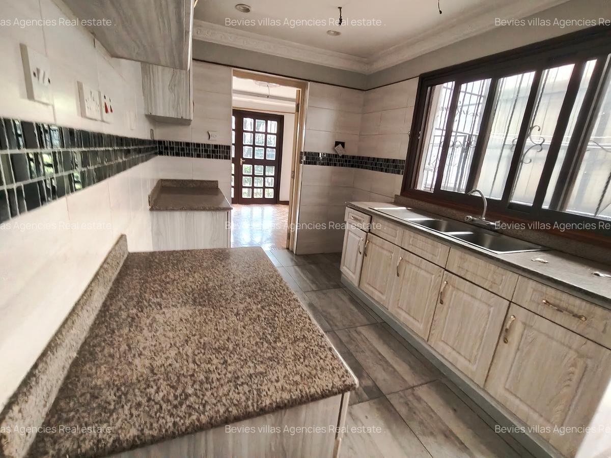 4 Bed Townhouse with En Suite at Kileleshwa - 6