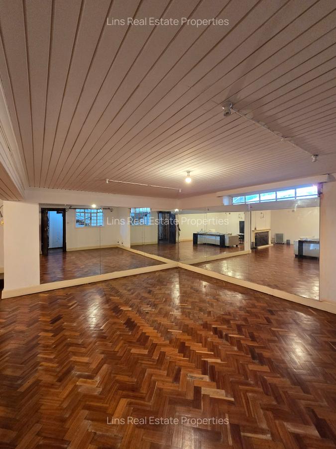 4 Bed House with En Suite in Muthaiga - 8