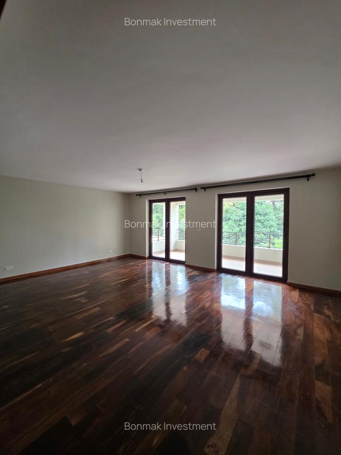 5 Bed Townhouse with En Suite at Lavington Green - 18