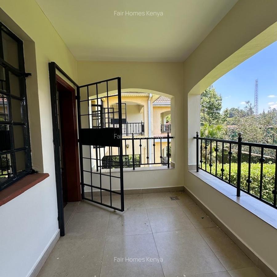 4 Bed Townhouse with En Suite at Chalbi Drive - 10