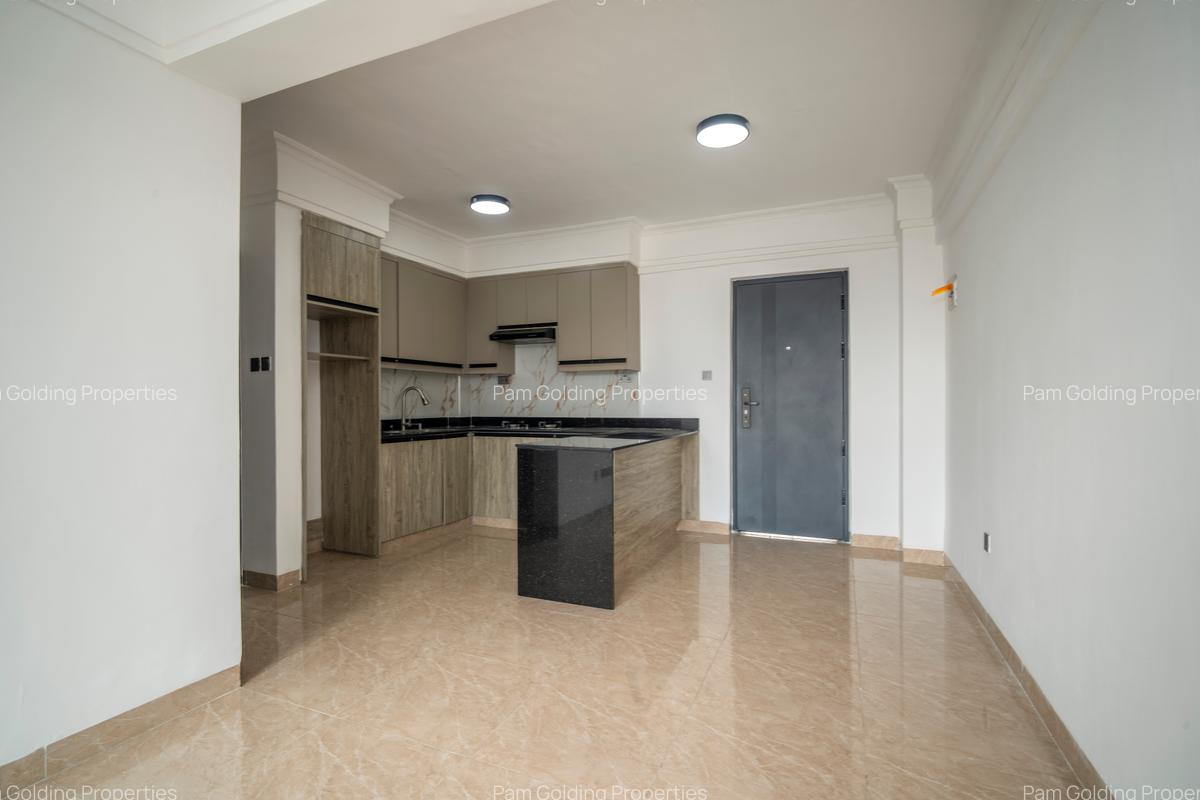 1 Bed Apartment with En Suite in Kilimani - 1